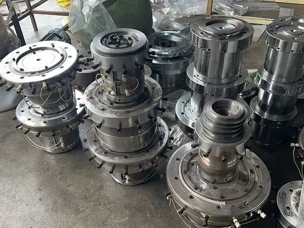Blown Film Dies
